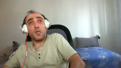 Snapshot of bentish chatting on 19, 10, 2025 bentish online show from 19, 10, 2025