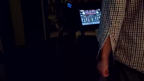 Snapshot of bentpilot chatting on 13, 11, 2025 bentpilot online show from 13, 11, 2025