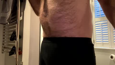 Snapshot of benz10001 chatting on 6, 1, 2025 benz10001 online show from 6, 1, 2025