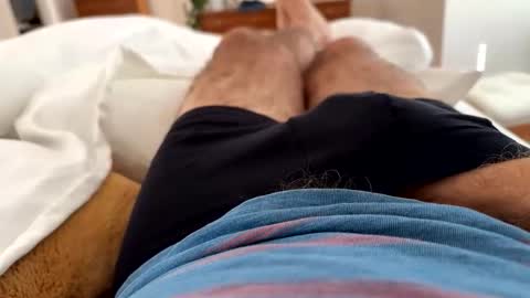 Snapshot of benz10001 chatting on 27, 11, 2025 benz10001 online show from 27, 11, 2025