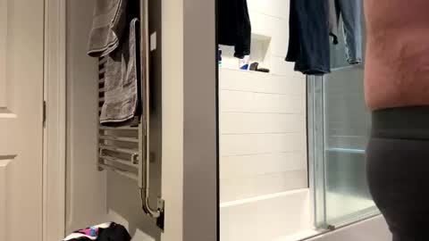 benz10001 online show from 5, 4, 2026