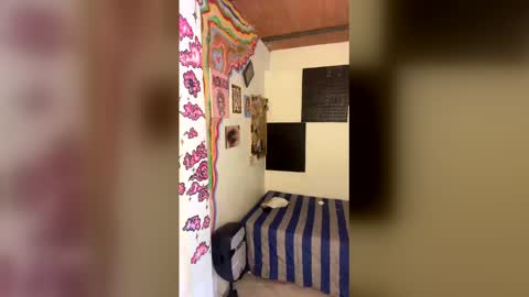 Snapshot of berenice_i chatting on 25, 5, 2026 berenice_i online show from 25, 5, 2026