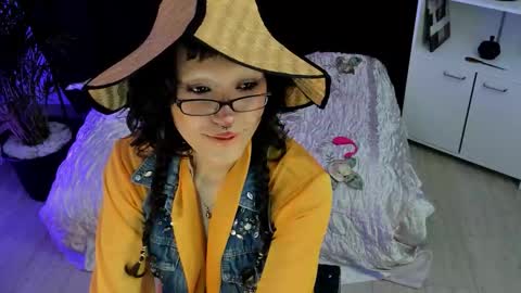 Snapshot of berkanasolde chatting on 28, 10, 2025 Berki new account online show from 28, 10, 2025