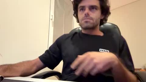 Snapshot of berltex chatting on 3, 11, 2025 Berltex online show from 3, 11, 2025