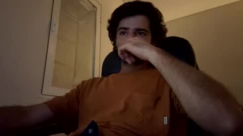 Snapshot of berltex chatting on 4, 11, 2025 Berltex online show from 4, 11, 2025