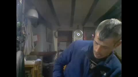 Snapshot of bernichaoss77 chatting on 8, 3, 2025 bernichaoss77 online show from 8, 3, 2025