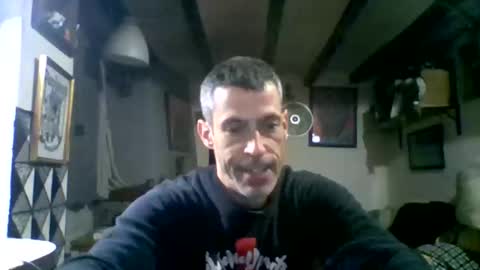 Snapshot of bernichaoss77 chatting on 22, 12, 2025 bernichaoss77 online show from 22, 12, 2025