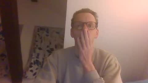 Snapshot of bernie484237 chatting on 15, 3, 2026 Bernie online show from 15, 3, 2026