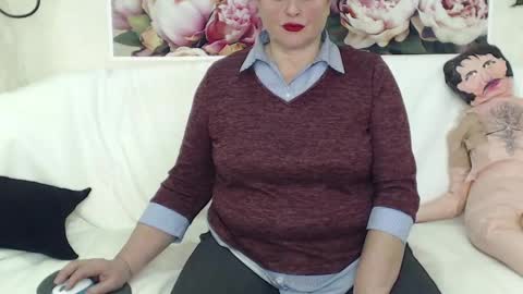 Snapshot of berryshickx chatting on 11, 2, 2025 BerryShickX online show from 11, 2, 2025