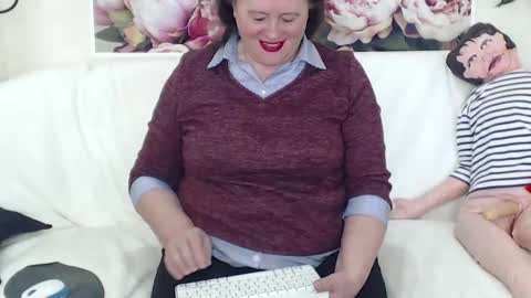 Snapshot of berryshickx chatting on 11, 3, 2025 BerryShickX online show from 11, 3, 2025