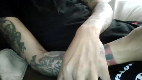 Snapshot of bertdollaz757 chatting on 19, 2, 2025 ToxicPipe757 online show from 19, 2, 2025