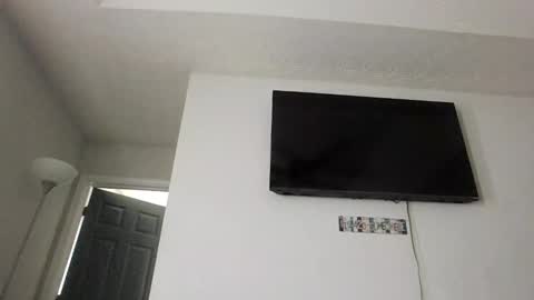 Snapshot of bertdollaz757 chatting on 10, 11, 2025 ToxicPipe757 online show from 10, 11, 2025