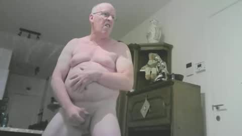 Snapshot of bertt54 chatting on 1, 3, 2026 bertr54 online show from 1, 3, 2026