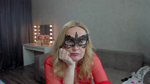 Snapshot of best__angelica chatting on 13, 12, 2024 best__angelica online show from 13, 12, 2024
