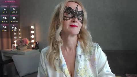 Snapshot of best__angelica chatting on 11, 9, 2025 best__angelica online show from 11, 9, 2025