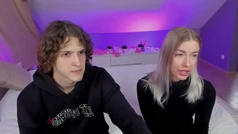 Snapshot of best_trip chatting on 9, 3, 2025 Danny and Kira online show from 9, 3, 2025