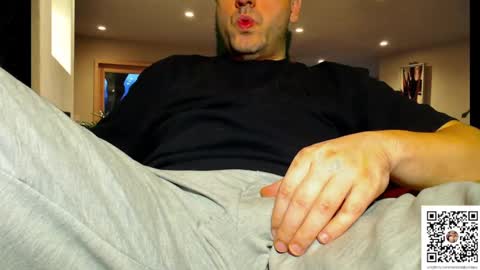 Snapshot of bestanakonda chatting on 2, 2, 2025 BestAnakonda online show from 2, 2, 2025