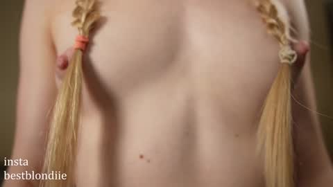 Snapshot of bestblondiiecb chatting on 7, 12, 2024 Chloe Next stream on Friday online show from 7, 12, 2024