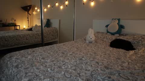 Snapshot of bestblondiiecb chatting on 16, 11, 2025 Chloe Next stream on Friday online show from 16, 11, 2025