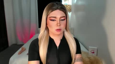 bestgirljulia online show from 1, 12, 2025