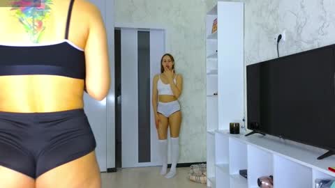 Snapshot of bestgirls2021 chatting on 7, 2, 2025 Hellen and Natali online show from 7, 2, 2025