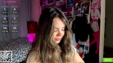 Snapshot of bestie_me chatting on 7, 10, 2025 Emily Stream every day online show from 7, 10, 2025