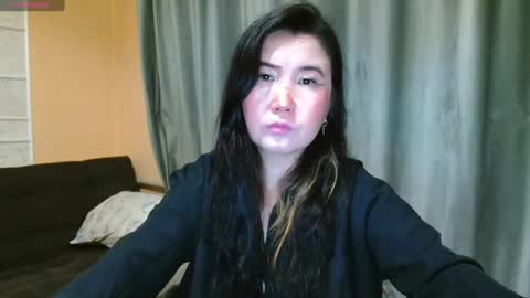 Snapshot of bet_lu chatting on 13, 12, 2024 Bet Lu online show from 13, 12, 2024