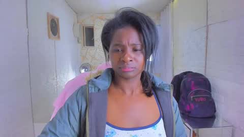 Snapshot of betany_grey chatting on 19, 2, 2026 Betaby grey online show from 19, 2, 2026