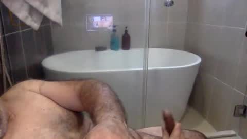 Virtual Gentleman online show from 16, 11, 2025