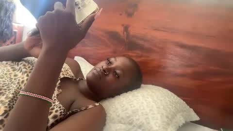 Snapshot of betty_fire_ chatting on 11, 5, 2026 Adah online show from 11, 5, 2026