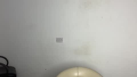 Snapshot of betty_fire_ chatting on 20, 5, 2026 Adah online show from 20, 5, 2026