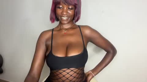 Snapshot of betty_fire_ chatting on 20, 6, 2026 Adah online show from 20, 6, 2026