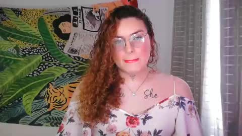 Snapshot of bettytaylor23 chatting on 24, 11, 2025 bettytaylor23 online show from 24, 11, 2025