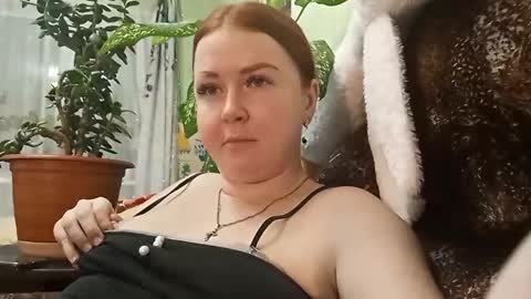 Mila Sweet online show from 12, 1, 2025