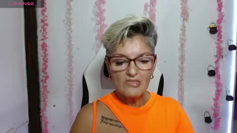 Snapshot of bety_cum3 chatting on 28, 6, 2026 bibiana online show from 28, 6, 2026