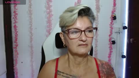 Snapshot of bety_cum3 chatting on 1, 7, 2026 bibiana online show from 1, 7, 2026