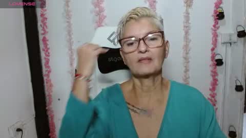 Snapshot of bety_cum3 chatting on 11, 7, 2026 bibiana online show from 11, 7, 2026