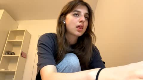 Snapshot of beulahweikert chatting on 17, 5, 2026 Lina online show from 17, 5, 2026