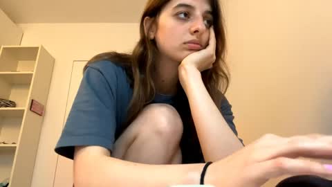 Snapshot of beulahweikert chatting on 18, 5, 2026 Lina online show from 18, 5, 2026