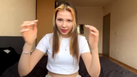 Bella online show from 25, 2, 2026