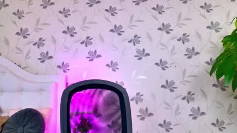 Eva online show from 12, 9, 2025