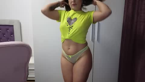   BeyonceDoll       Twitter DollBeyonce    online show from 20, 3, 2026