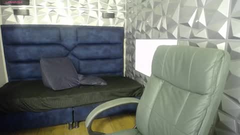 Snapshot of beyota_11 chatting on 11, 11, 2025 beyota online show from 11, 11, 2025