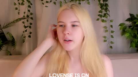 Eliz online show from 11, 11, 2025