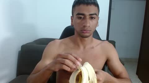 Snapshot of bfernando_05 chatting on 14, 1, 2025 BAYRON online show from 14, 1, 2025