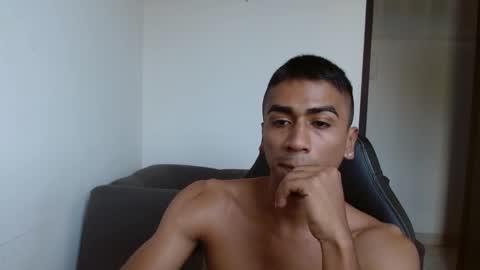 Snapshot of bfernando_05 chatting on 14, 2, 2025 BAYRON online show from 14, 2, 2025