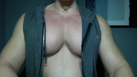 Snapshot of bgdkmuscleguy chatting on 27, 1, 2025 BGDKMUSCLEGUY - SELECTED BY CHATURBATE AS A TOP BROADCASTER FOR 2023 online show from 27, 1, 2025