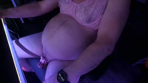 Snapshot of bi_chubby_sub61 chatting on 15, 2, 2025 Redmoon online show from 15, 2, 2025