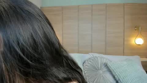 Bian  online show from 10, 9, 2025