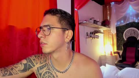 Snapshot of bianca_and_maxwell chatting on 14, 2, 2025 bianca and maxwell online show from 14, 2, 2025